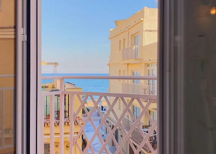 Alojamiento En La Carihuela-Costa Del Sol