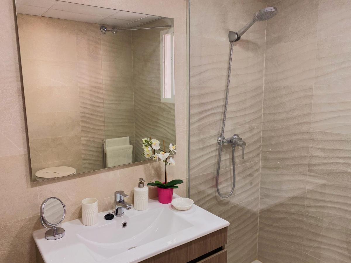 Apartament En La Carihuela-costa Del Sol *